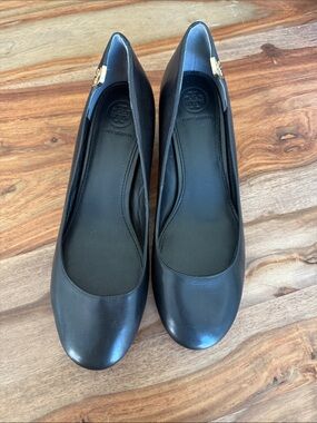Tory Burch Black Leather Logo Ballet Flats with Gold Accent